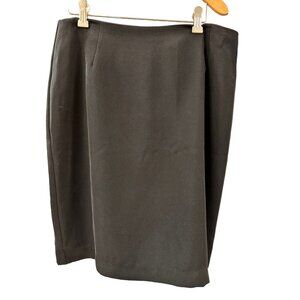 🌸3/$15🌸Black Womens Businesswear Skirt Zip Closure on Back sz 12